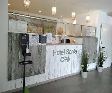 Sonia Hotel 3*